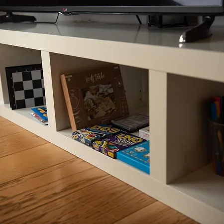 Lägenhet Spacious Apt, Big Roof Terrace, Free Parking