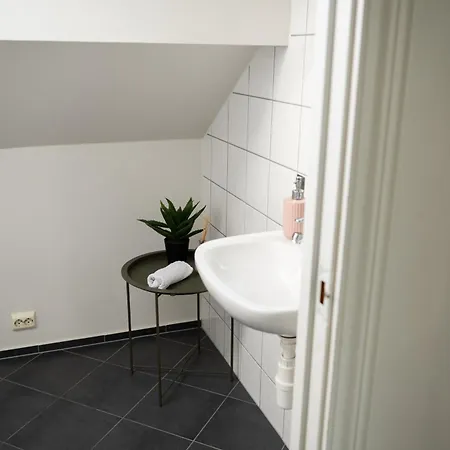 Spacious Apt, Big Roof Terrace, Free Parking 아파트 스타방에르