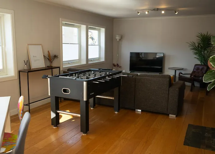 Spacious Apt, Big Roof Terrace, Free Parking 斯塔万格