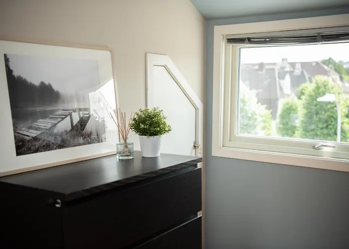 Spacious Apt, Big Roof Terrace, Free Parking *