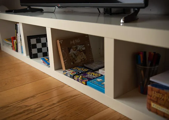 Lägenhet Spacious Apt, Big Roof Terrace, Free Parking